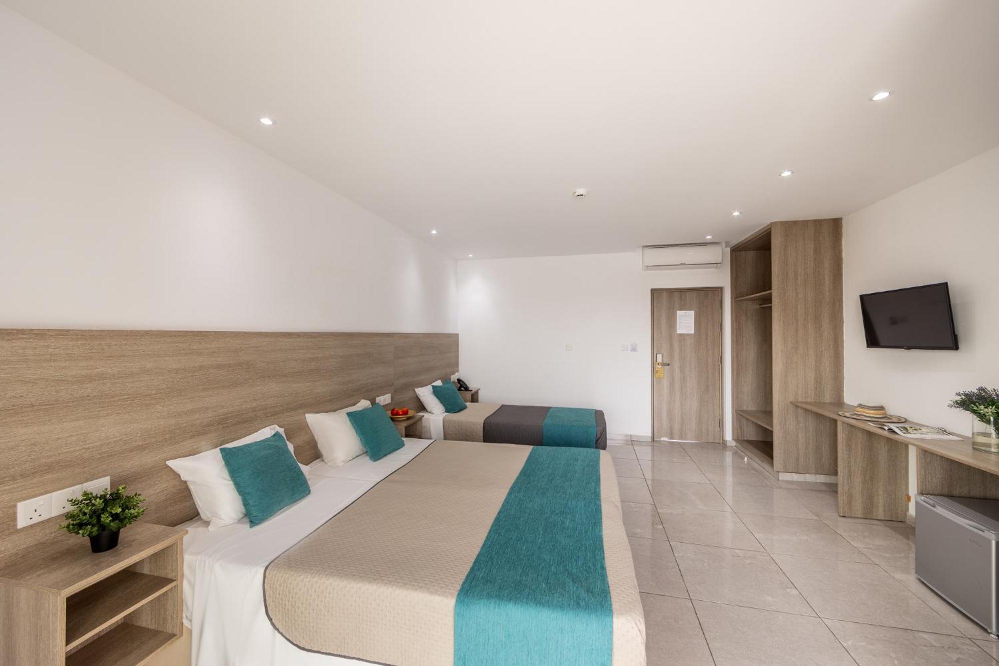 Milea Hotel Ayia Napa Phòng bức ảnh