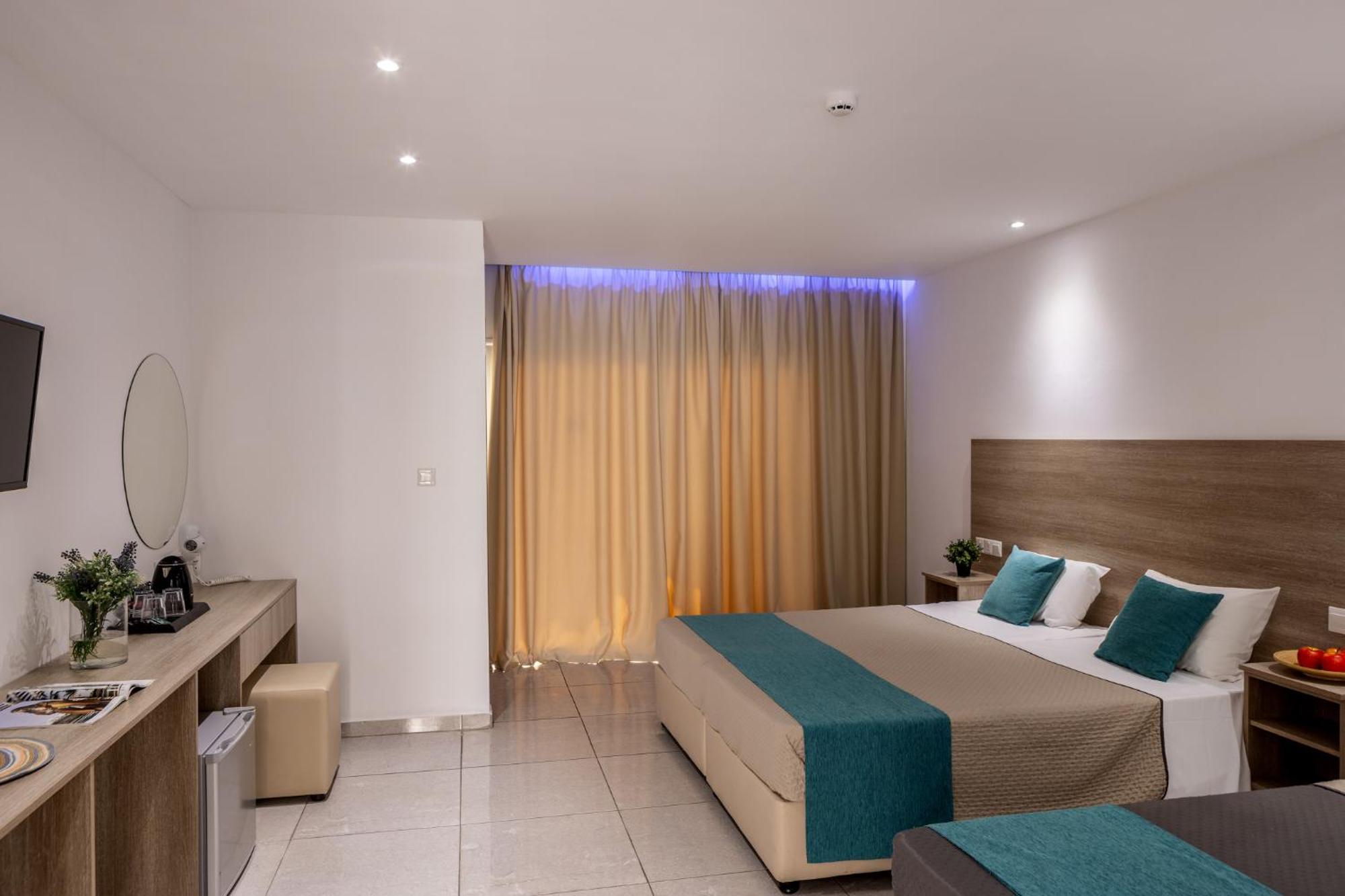 Milea Hotel Ayia Napa Phòng bức ảnh