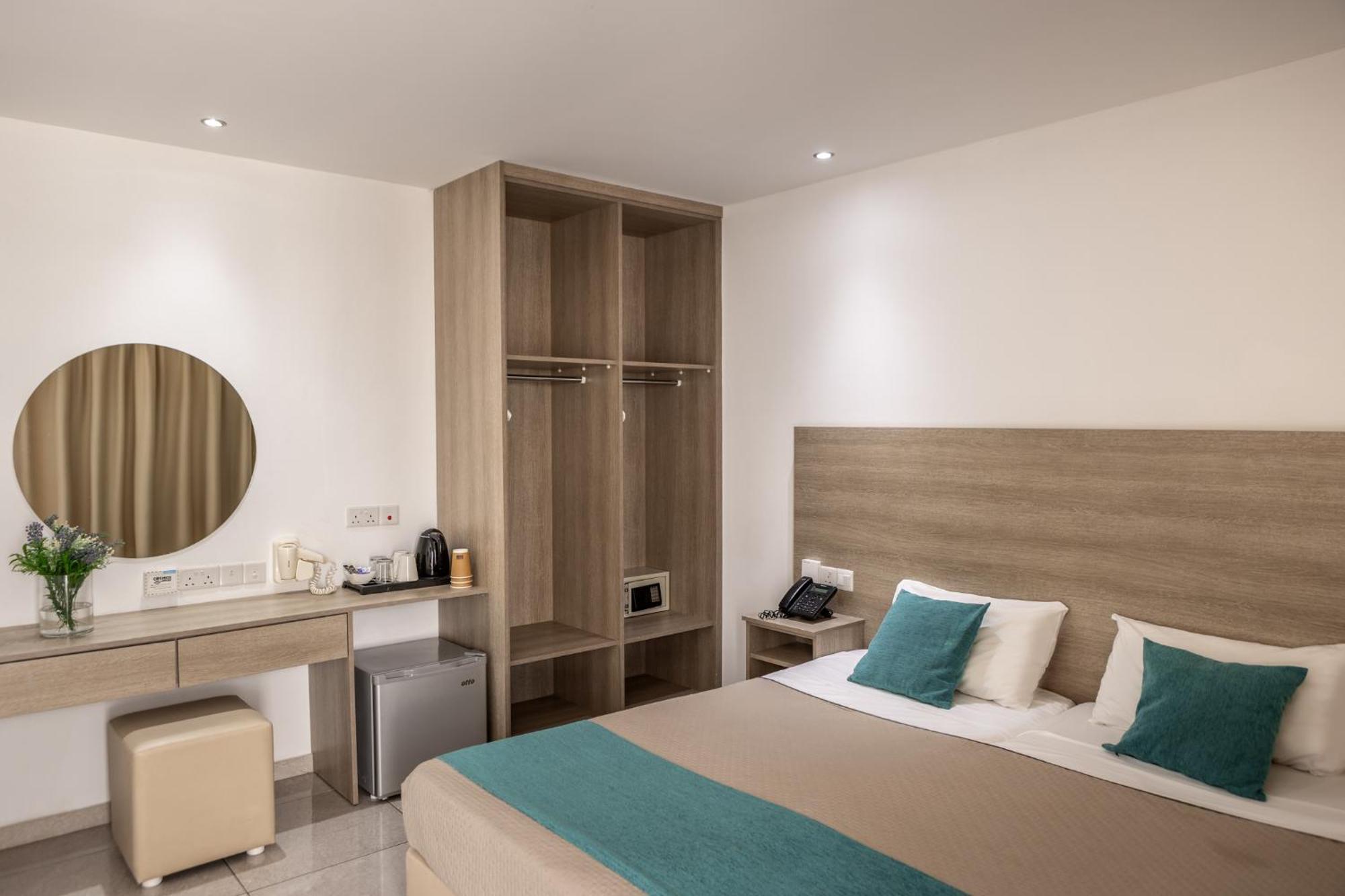 Milea Hotel Ayia Napa Phòng bức ảnh