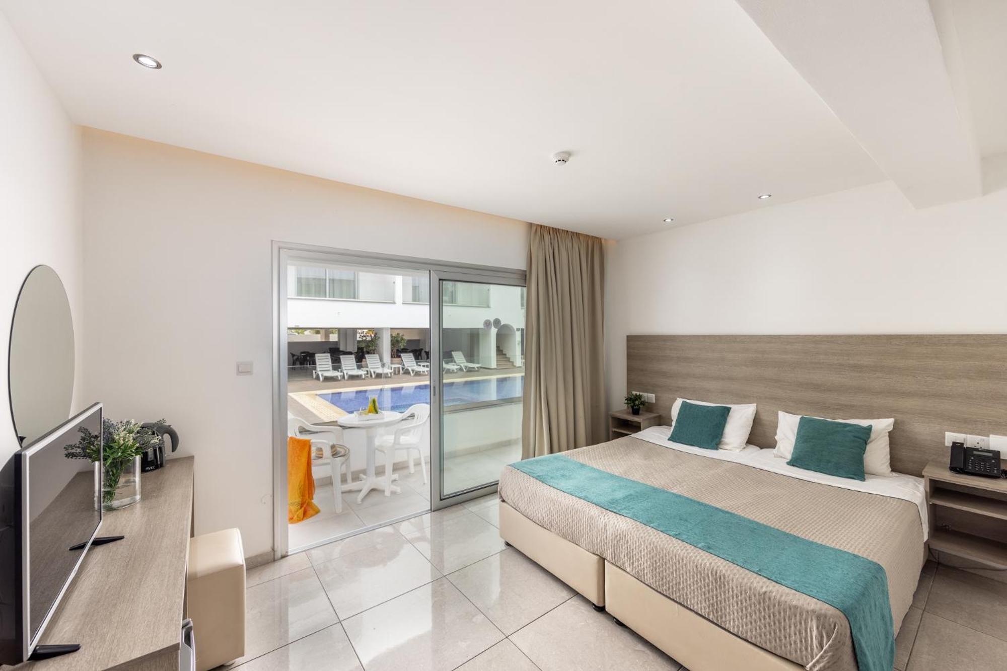 Milea Hotel Ayia Napa Ngoại thất bức ảnh