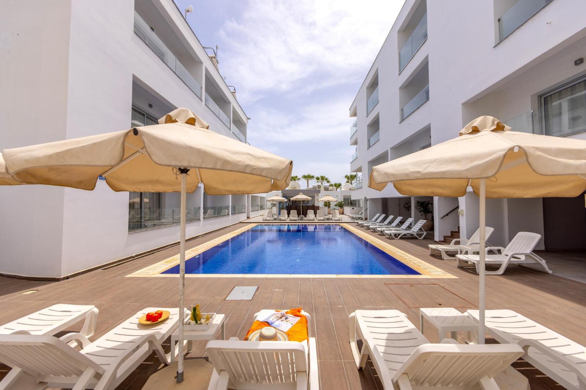Milea Hotel Ayia Napa Ngoại thất bức ảnh