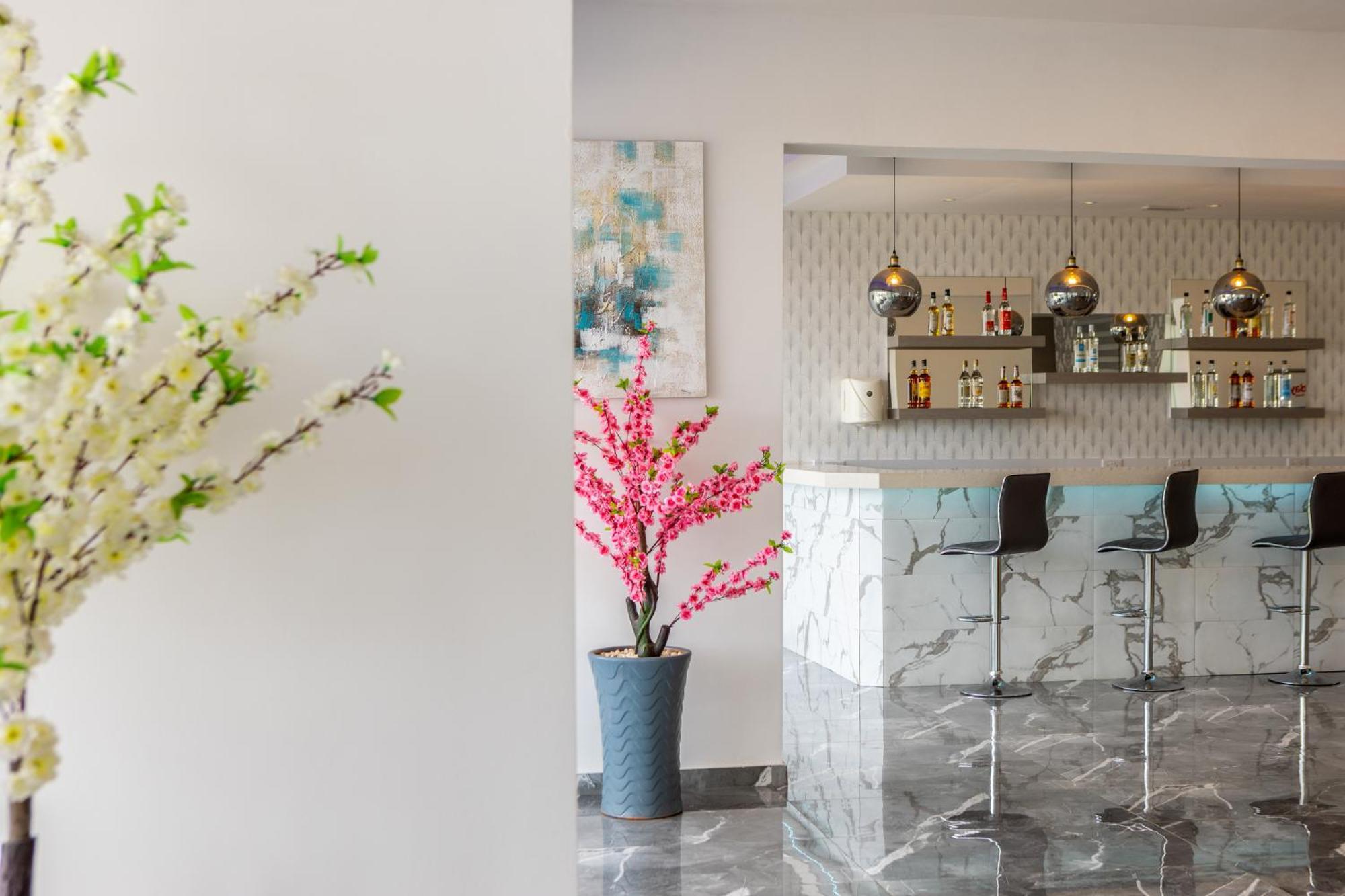 Milea Hotel Ayia Napa Ngoại thất bức ảnh