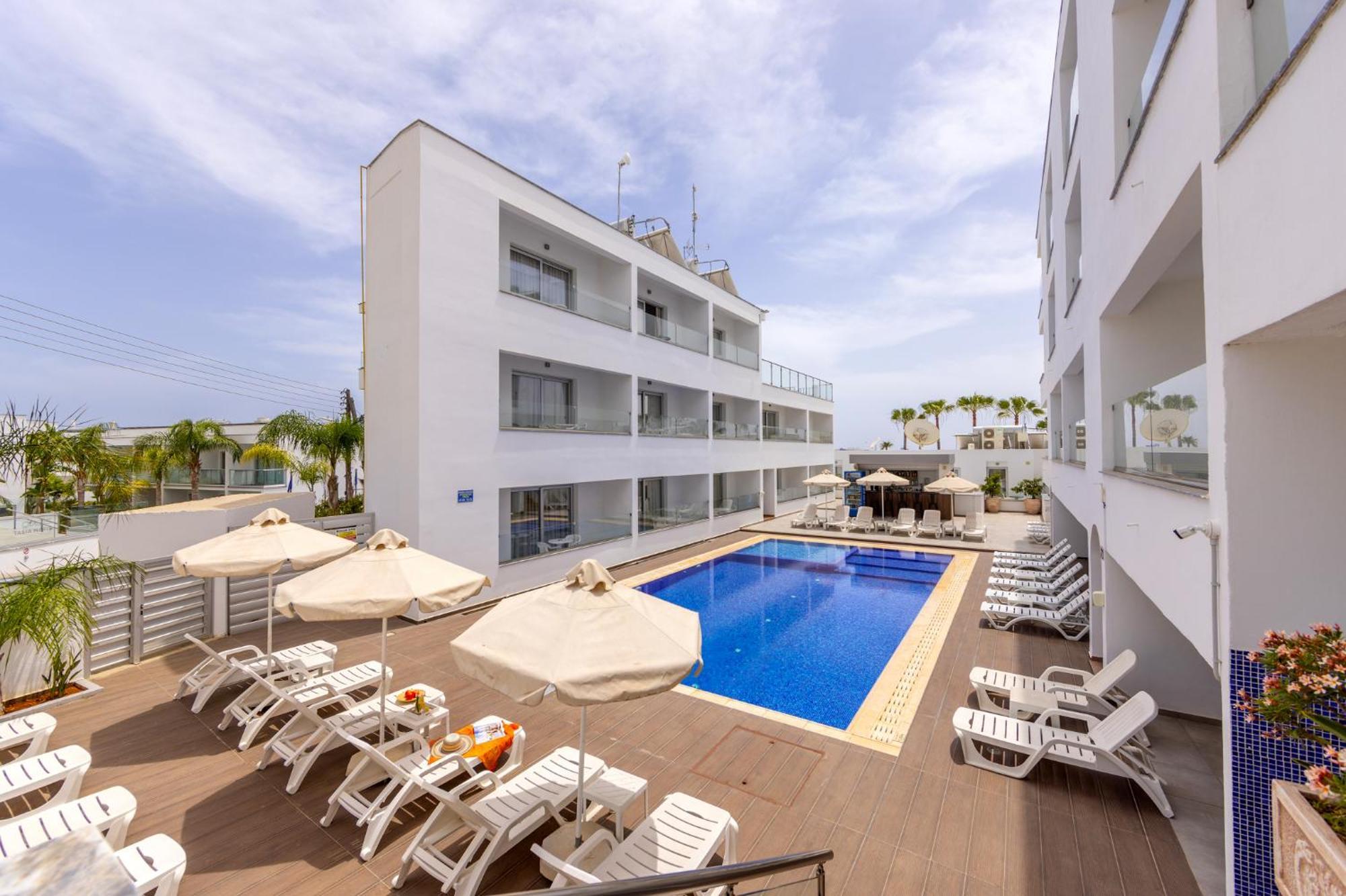 Milea Hotel Ayia Napa Ngoại thất bức ảnh